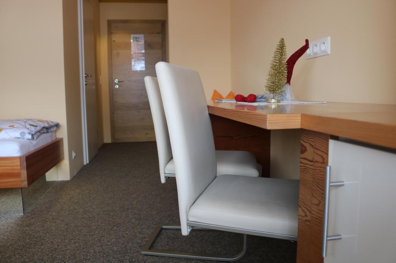 Zirben Diamant Rooms & Dogs Obdach Екстериор снимка